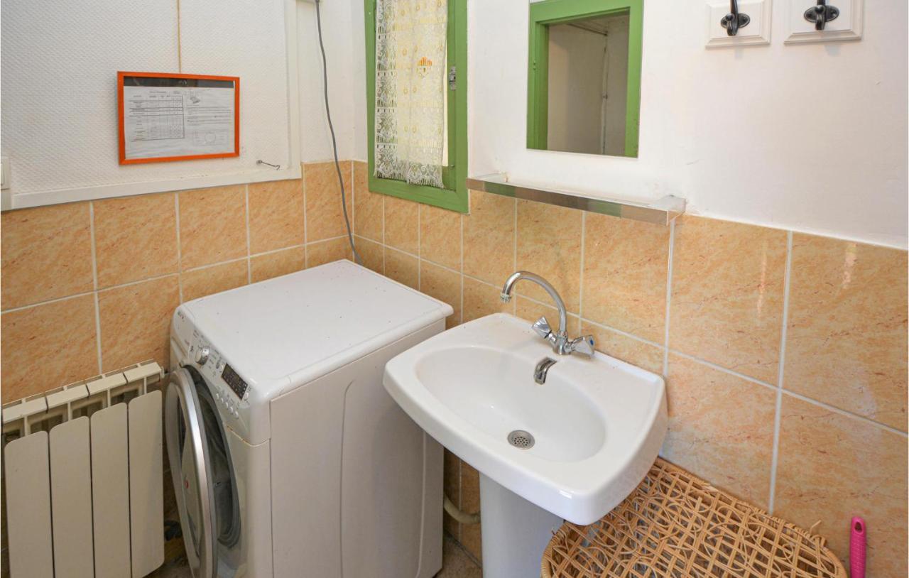 Cozy Home In Sete With Outdoor Swimming Pool المظهر الخارجي الصورة
